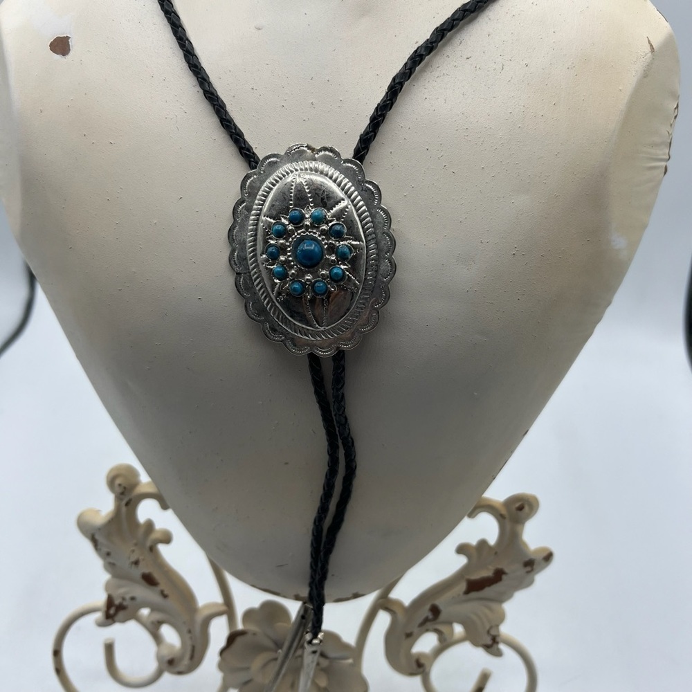Western Boho Turquoise Silver Cowgirl Bolo Tie Jewelry